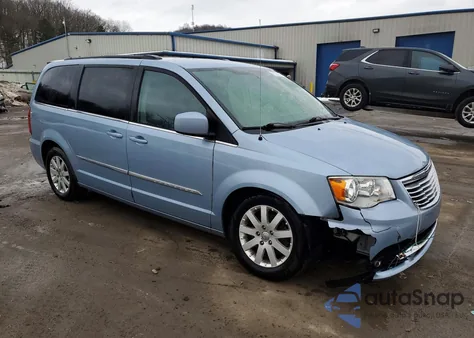 2016 Chrysler Town & Country Touring из США, поврежденный, VIN 2C4RC1BG6GR281199